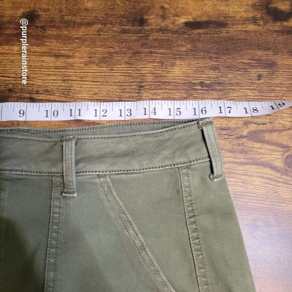 American Eagle Mini Skirt 14 Super Stretch X Button Flap Raw Hem Olive Country - Picture 7 of 10